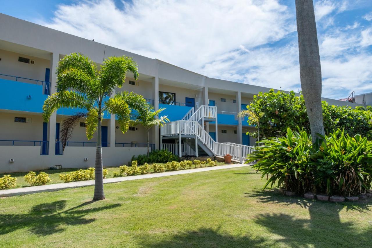 Parador El Faro Aguadilla Bagian luar foto